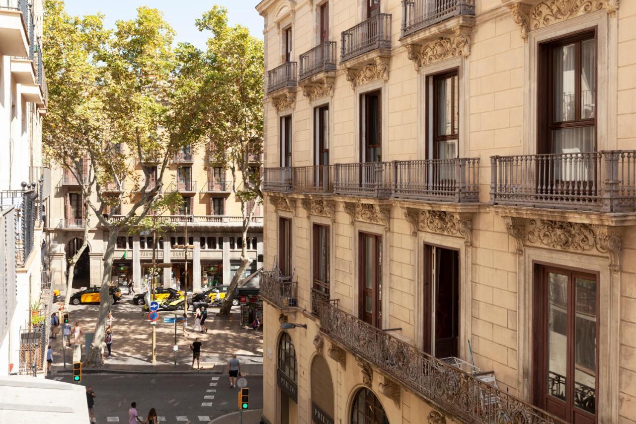 Gaudi Ramblas Барселона Екстер'єр фото